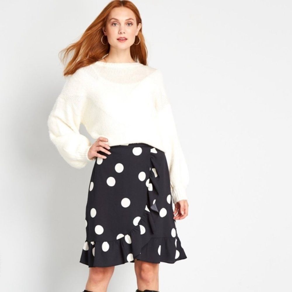 ModCloth NWT Wrap Ruffled A-line Skirt